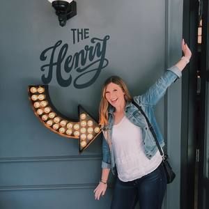 Meet your Posher, Caroline